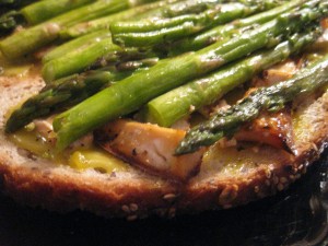 asparagus with aioli