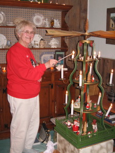 Family tradition: taking bad pics of Grandma lighting the tree